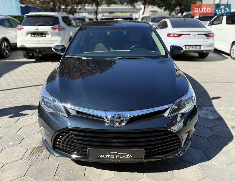 Седан Toyota Avalon 2016 в Одесі