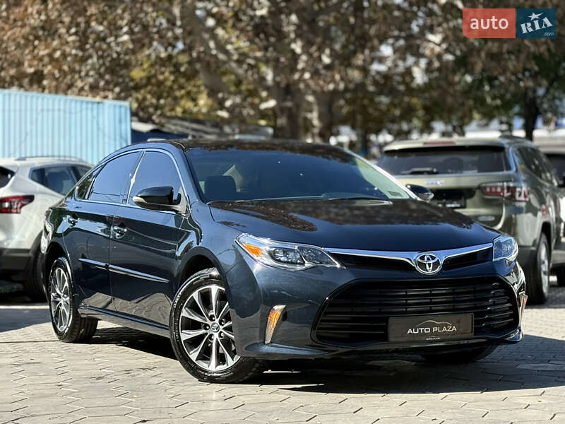 Седан Toyota Avalon 2016 в Одесі