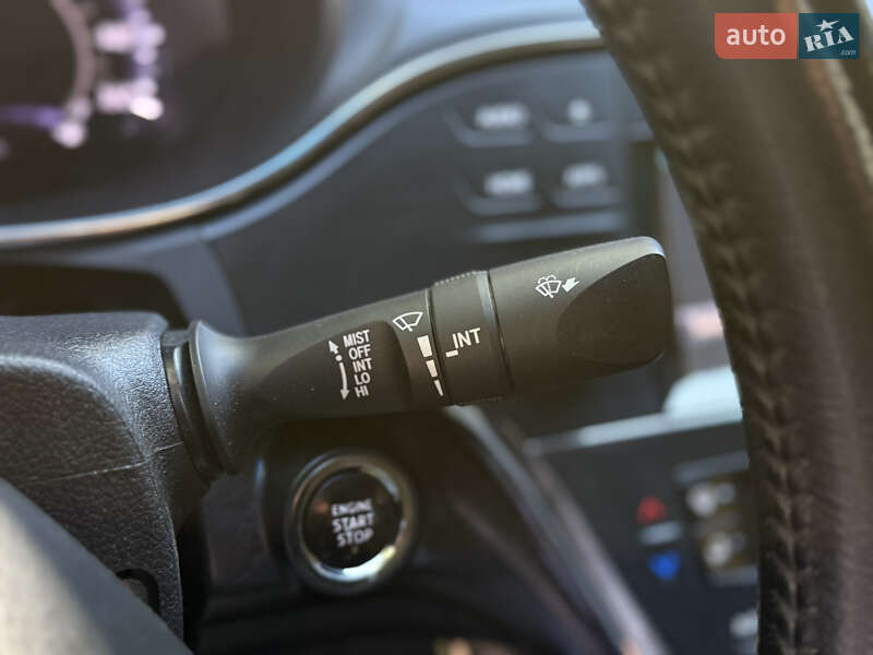 Седан Toyota Avalon 2016 в Одесі