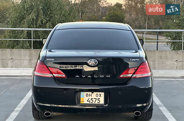 Седан Toyota Avalon 2007 в 