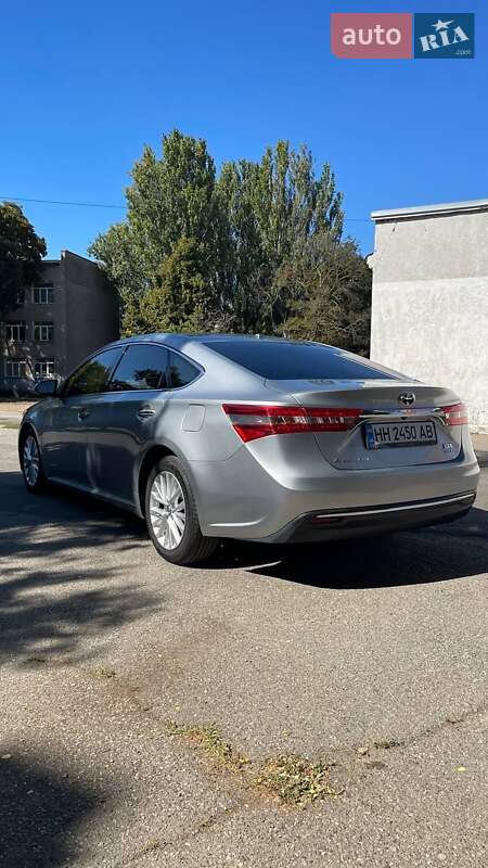 Седан Toyota Avalon 2015 в Одессе