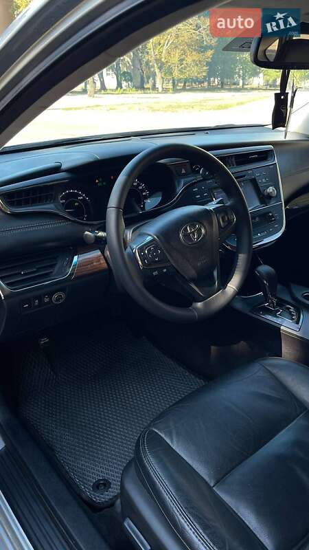 Седан Toyota Avalon 2015 в Одессе