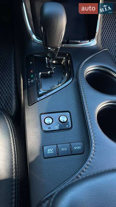 Седан Toyota Avalon 2015 в Одессе