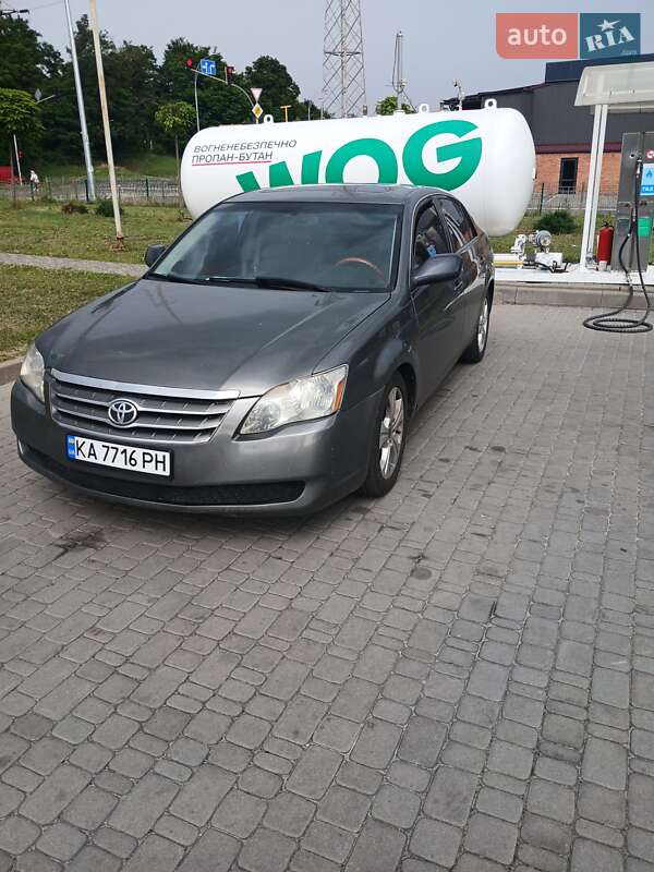 Седан Toyota Avalon 2006 в Києві фото 9 Седан Toyota Avalon 2006 в Києві