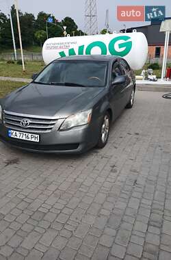 Седан Toyota Avalon 2006 в 