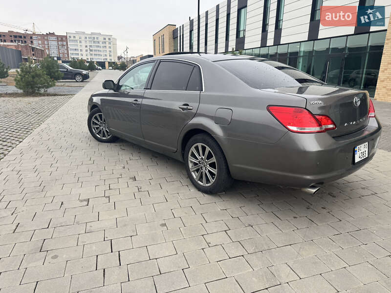 Седан Toyota Avalon 2007 в Хмельницком