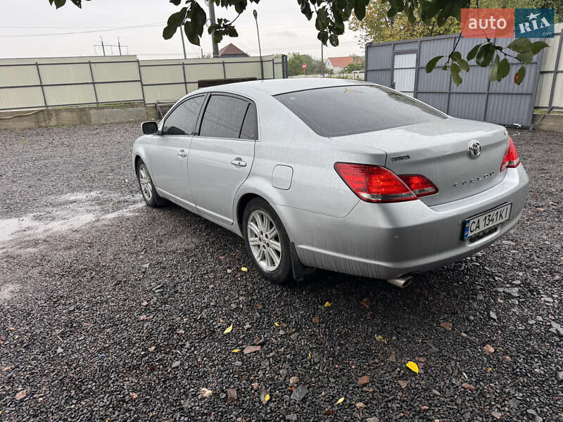 Седан Toyota Avalon 2006 в Одесі