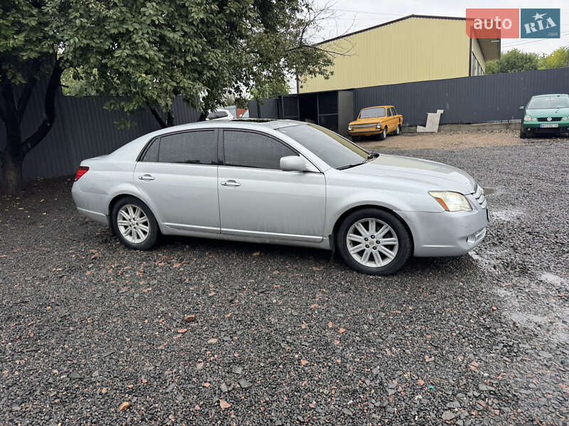 Седан Toyota Avalon 2006 в Одесі