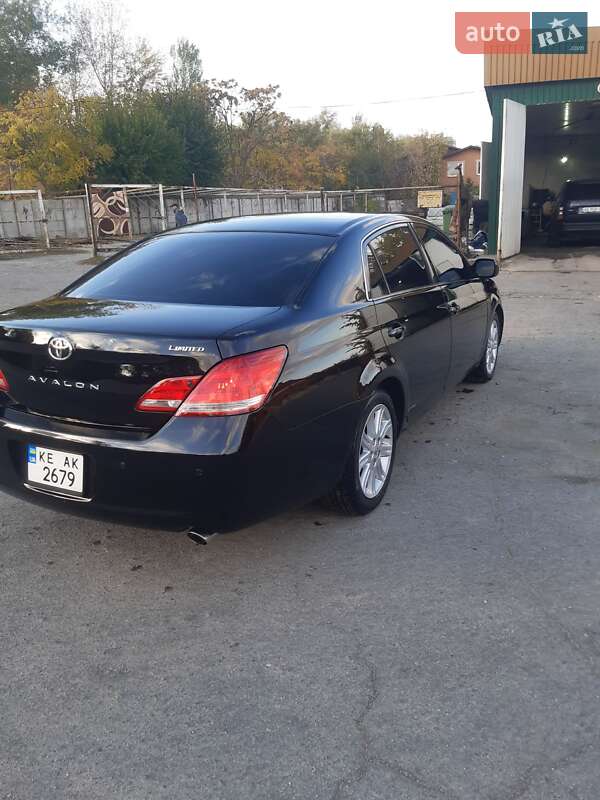 Седан Toyota Avalon 2006 в Дніпрі