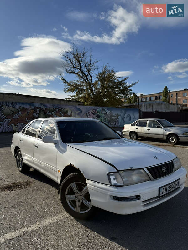Седан Toyota Avalon 1996 в Киеве фото 6 Седан Toyota Avalon 1996 в Киеве