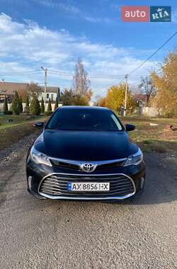 Седан Toyota Avalon 2015 в Харкові