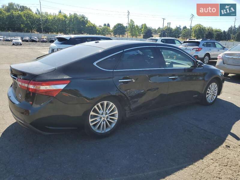 Седан Toyota Avalon 2014 в Львові