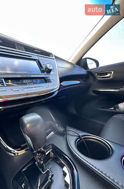 Седан Toyota Avalon 2015 в Луцке