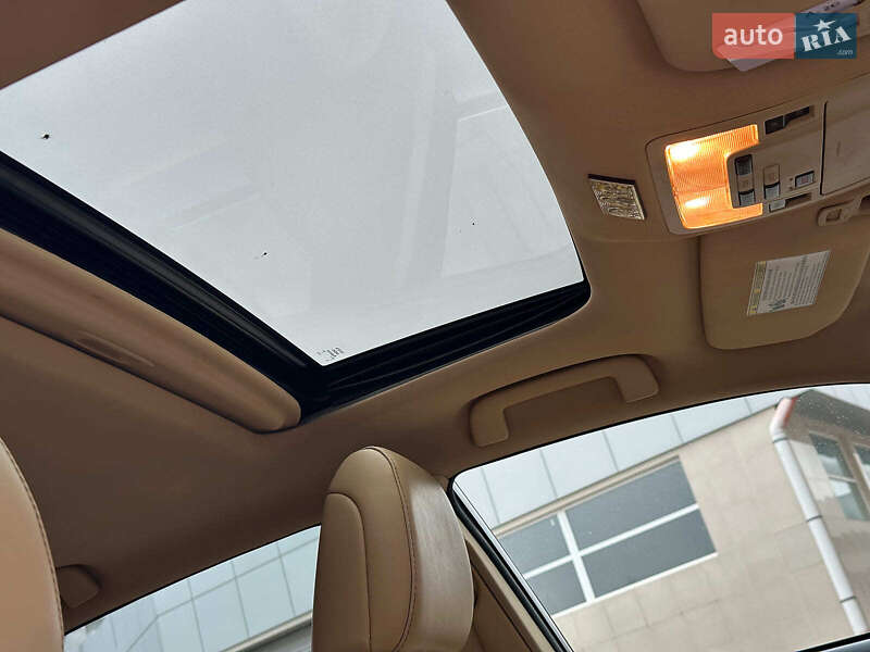 Седан Toyota Avalon 2013 в Одессе