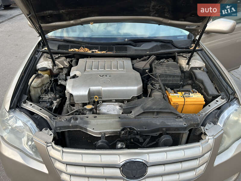 Седан Toyota Avalon 2007 в Харкові