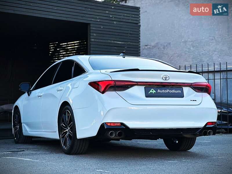 Седан Toyota Avalon 2018 в Києві фото 20 Седан Toyota Avalon 2018 в Києві