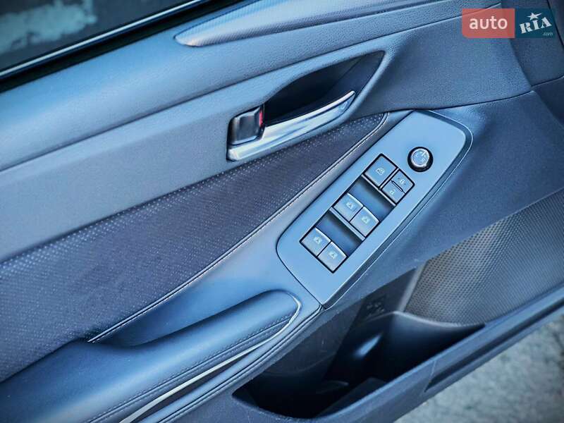 Седан Toyota Avalon 2018 в Києві фото 24 Седан Toyota Avalon 2018 в Києві