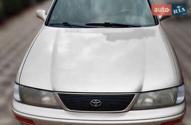 Седан Toyota Avalon 1996 в Одессе
