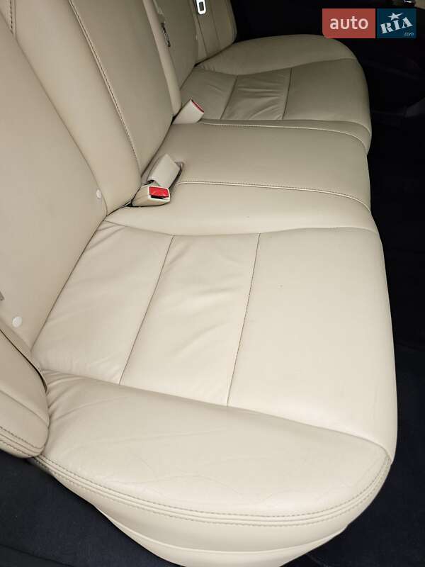 Седан Toyota Avalon 2017 в Одесі