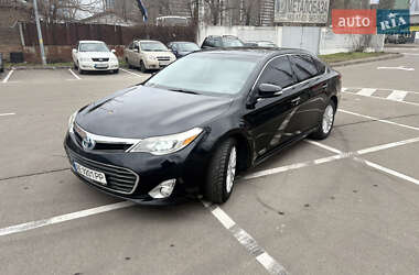 Седан Toyota Avalon 2014 в Киеве