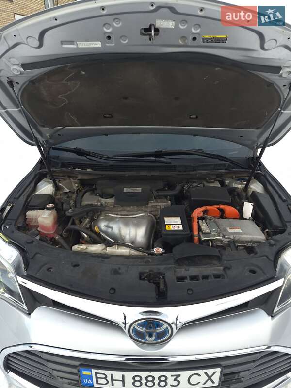 Седан Toyota Avalon 2018 в Киеве