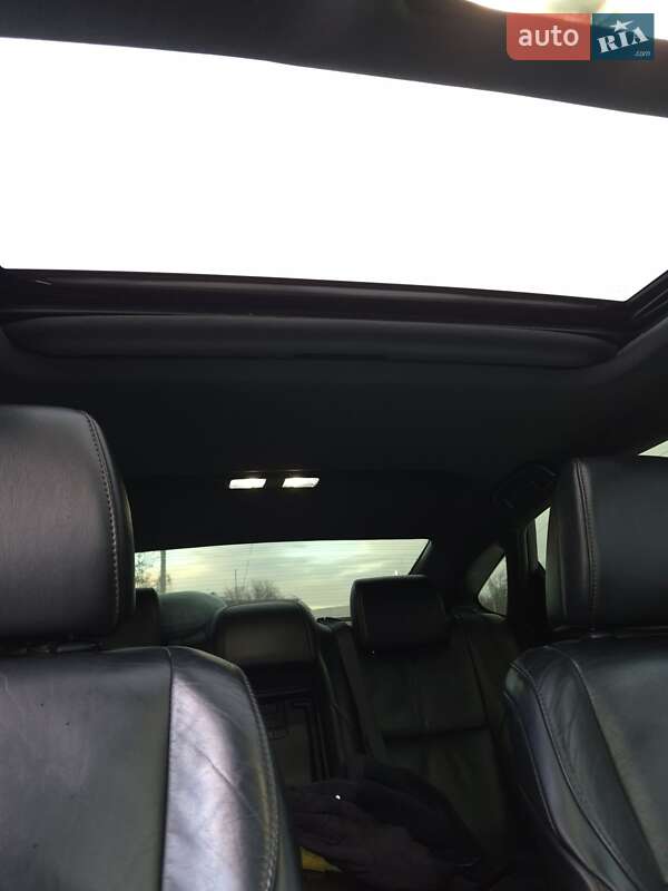 Седан Toyota Avalon 2018 в Киеве