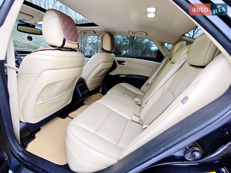 Седан Toyota Avalon 2013 в Запорожье