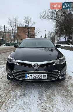 Седан Toyota Avalon 2015 в Коростишеві