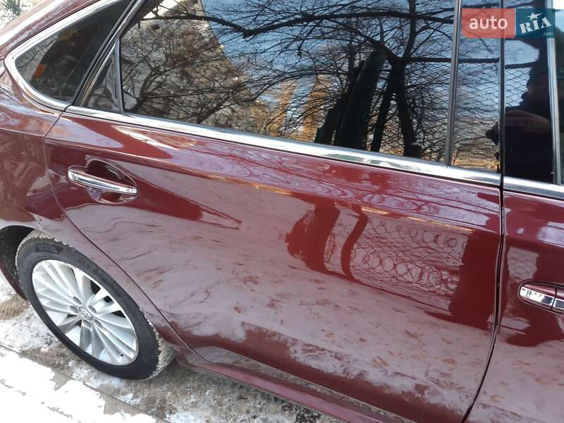 Седан Toyota Avalon 2013 в Киеве