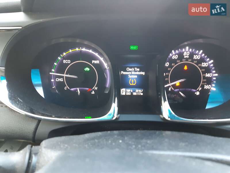 Седан Toyota Avalon 2013 в Киеве