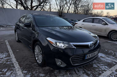 Седан Toyota Avalon 2015 в Киеве