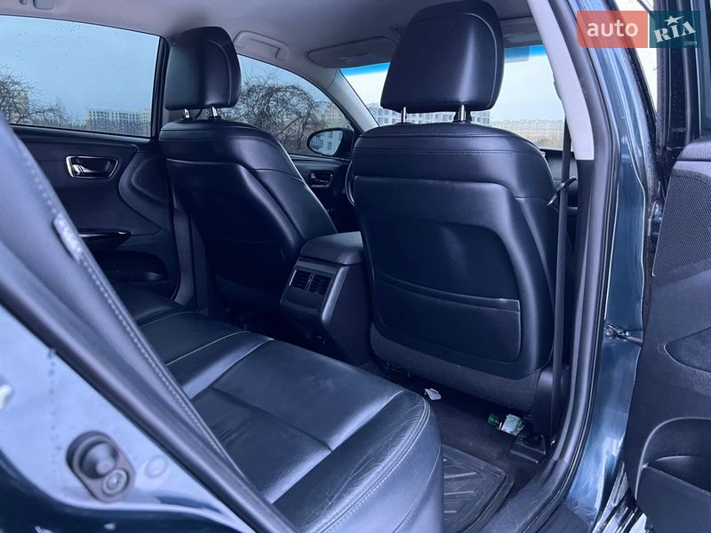 Седан Toyota Avalon 2016 в Киеве