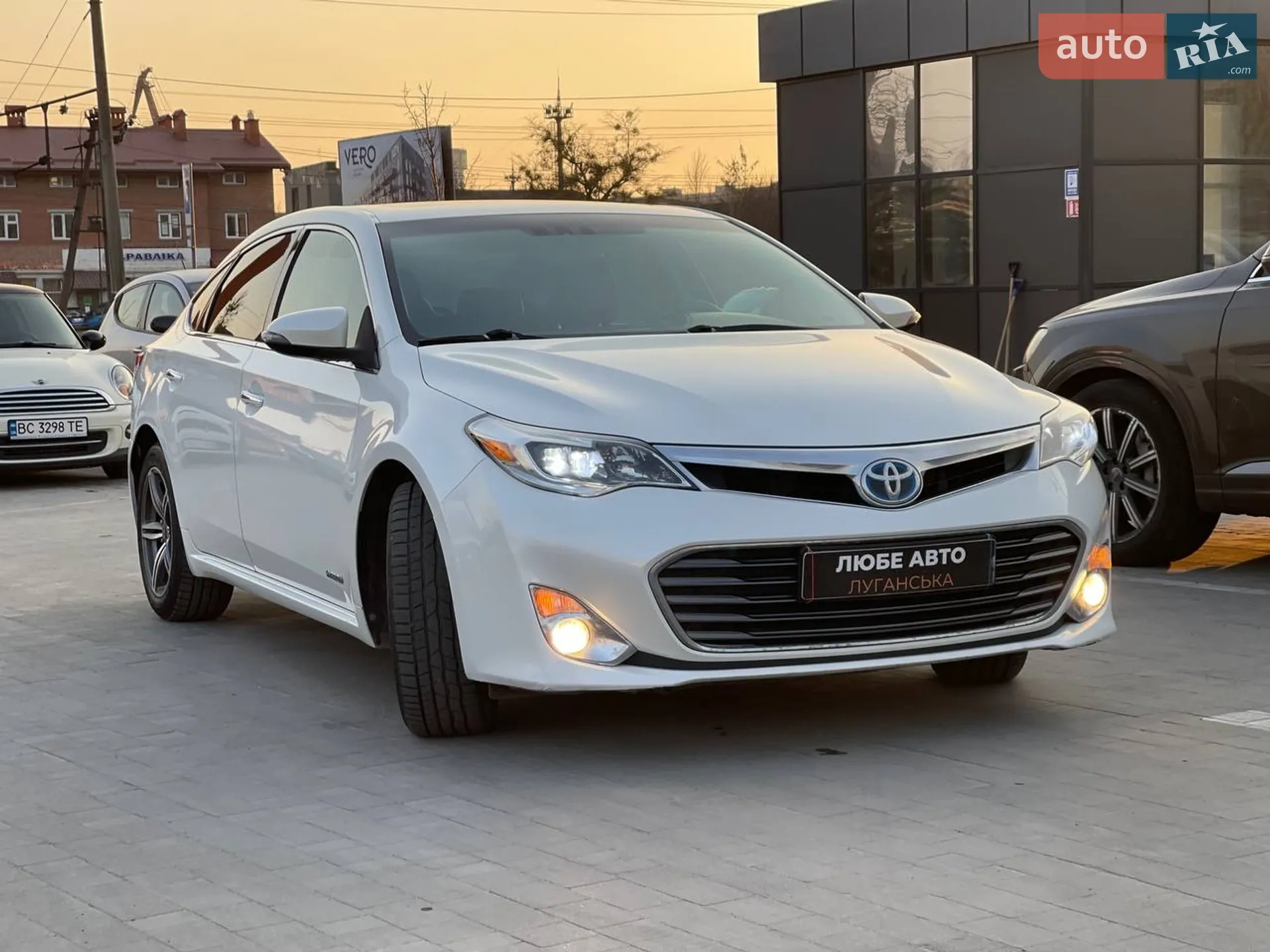2014 Toyota Avalon - мініатюра 3