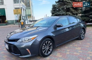 Седан Toyota Avalon 2016 в Одесі