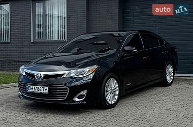 Седан Toyota Avalon 2015 в Києві