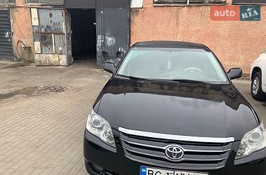 Седан Toyota Avalon 2006 в Львове