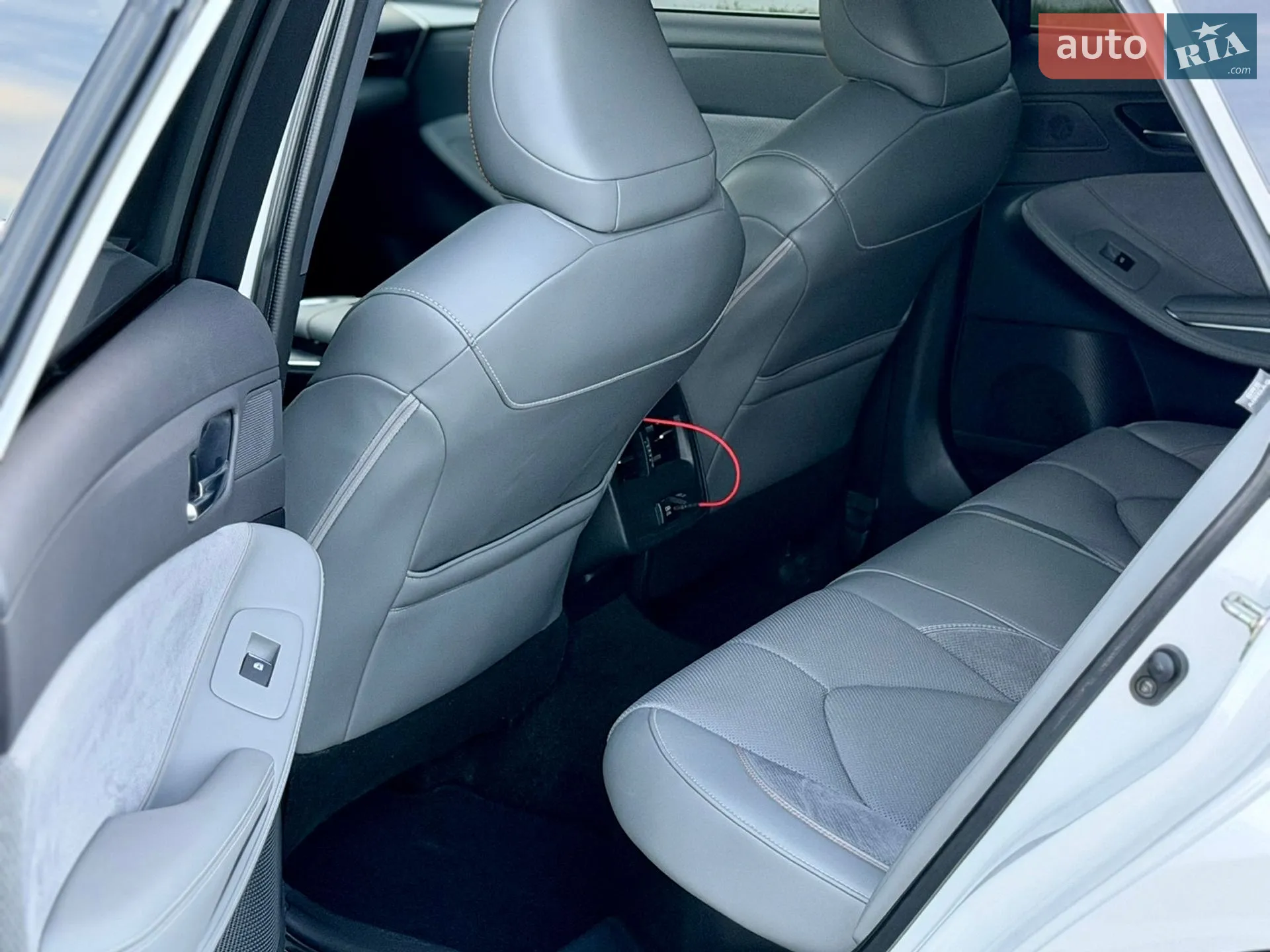2019 Toyota Avalon - мініатюра 21