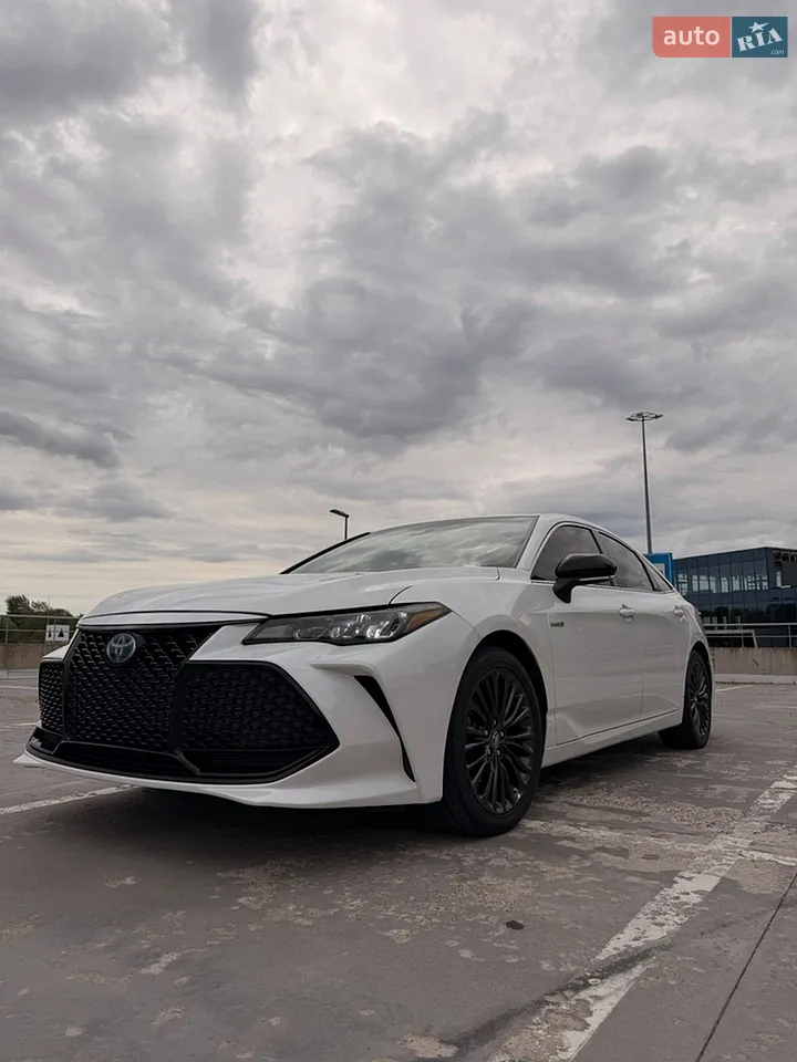 2018 Toyota Avalon - мініатюра 11