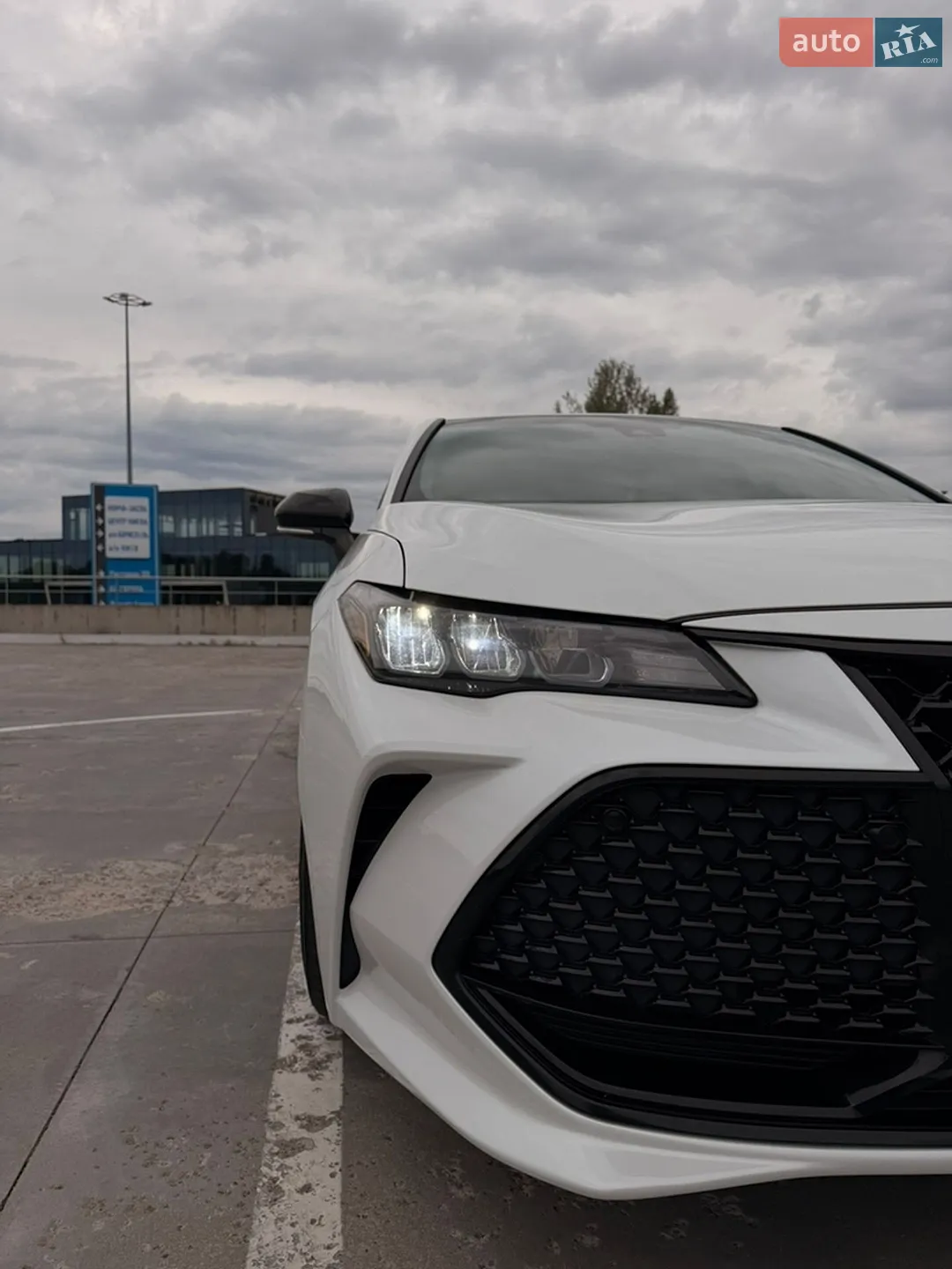 2018 Toyota Avalon - мініатюра 19