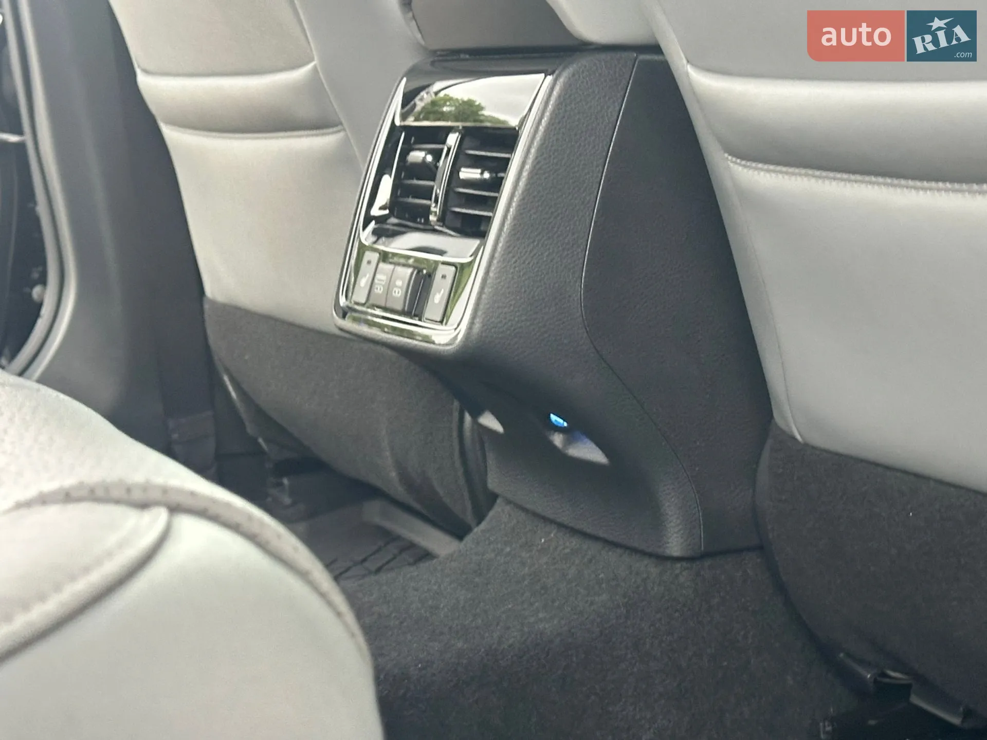 2021 Toyota Avalon - мініатюра 25