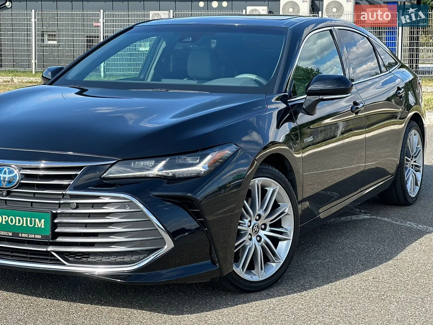2021 Toyota Avalon - мініатюра 4