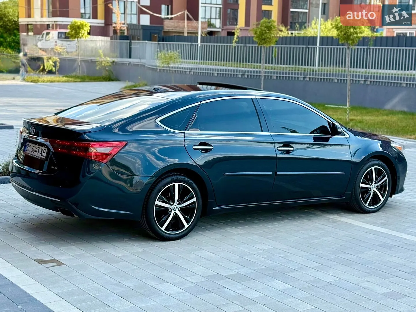 2016 Toyota Avalon - мініатюра 13