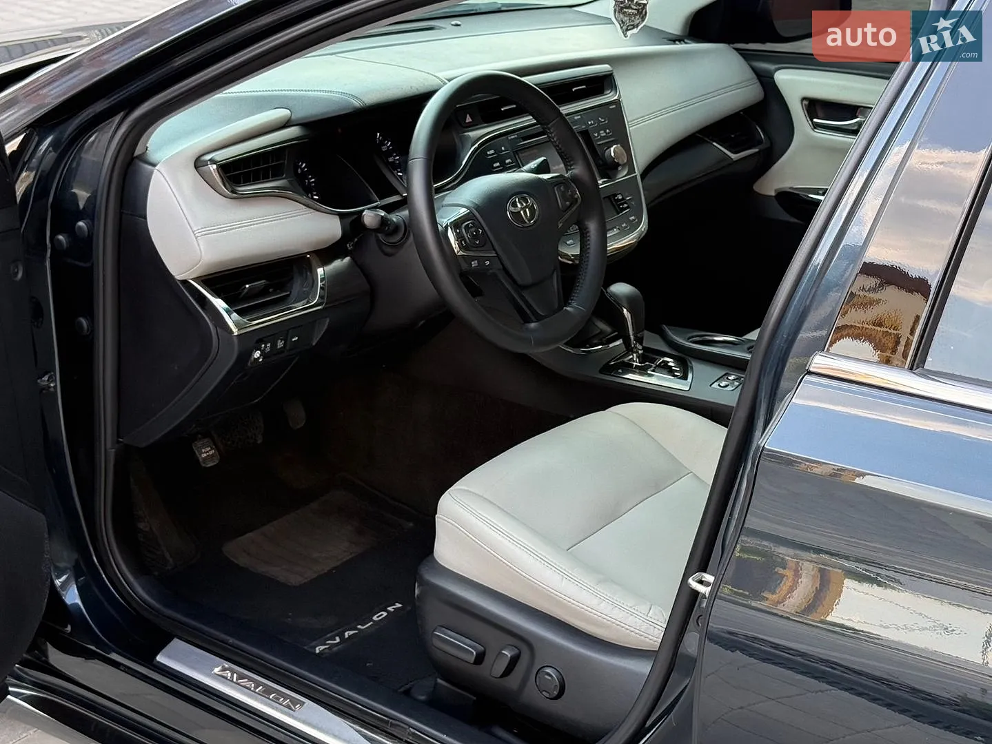 2016 Toyota Avalon - мініатюра 38