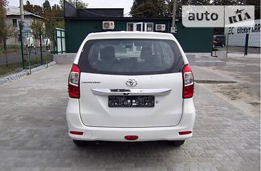 Минивэн Toyota Avanza 2016 в Киеве