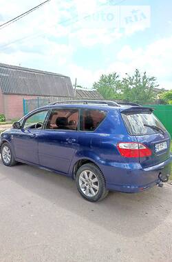 Минивэн Toyota Avensis Verso 2003 в Бердичеве