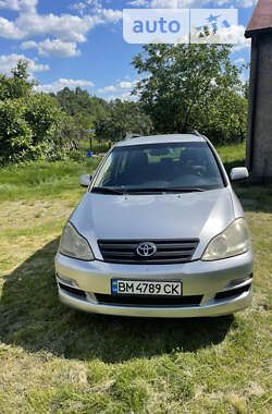 Минивэн Toyota Avensis Verso 2004 в Сумах