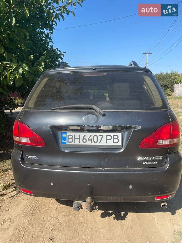 Минивэн Toyota Avensis Verso 2003 в Одессе фото 12 Минивэн Toyota Avensis Verso 2003 в Одессе