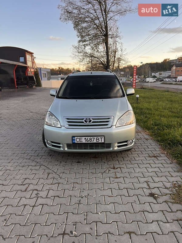 Минивэн Toyota Avensis Verso 2002 в Черновцах фото 2 Минивэн Toyota Avensis Verso 2002 в Черновцах