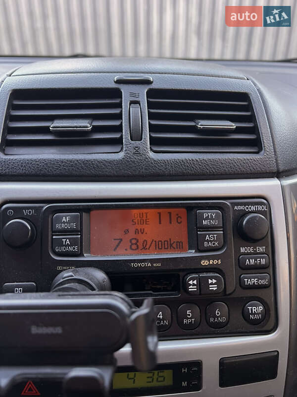 Минивэн Toyota Avensis Verso 2002 в Черновцах фото 8 Минивэн Toyota Avensis Verso 2002 в Черновцах