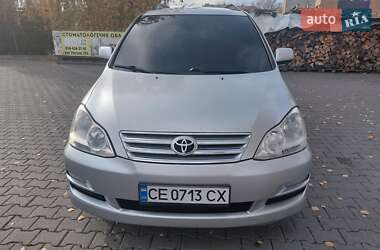 Минивэн Toyota Avensis Verso 2004 в Черновцах